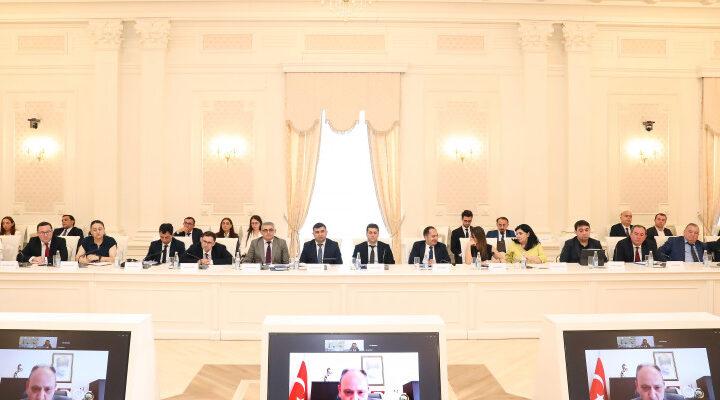 Ali Məhkəmədə etimad hüququnun qorunması və inzibati praktikada bərabər yanaşma məsələləri müzakirə olunub